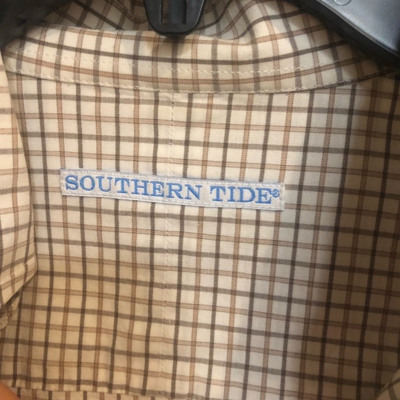 Southern Tide Button Down - Picture 4 of 5
